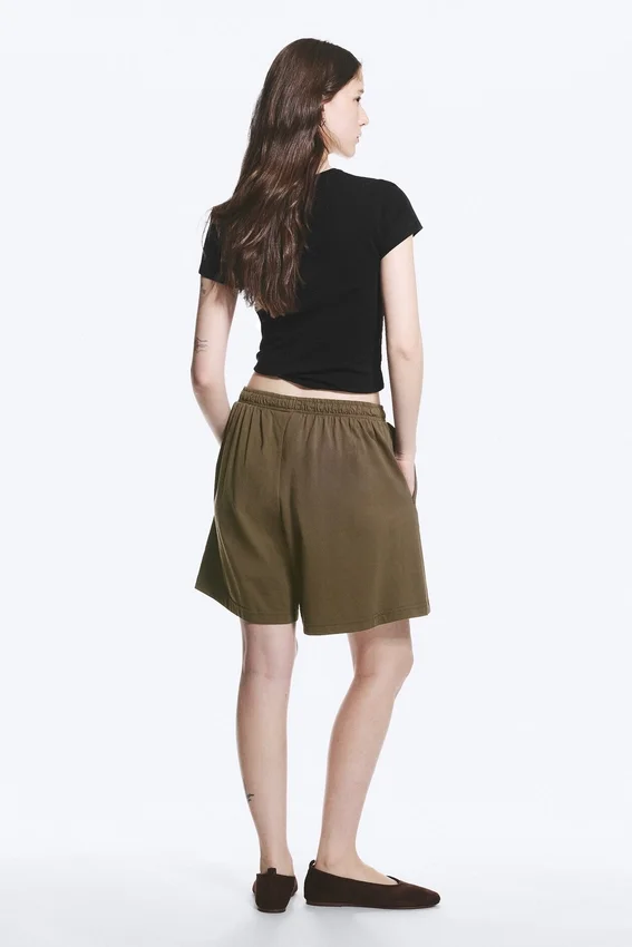 Lockere Jersey-Shorts zum Hineinschlüpfen – Dark Mole Lockere Jersey-Shorts zum Hineinschlüpfen – Dark Mole
