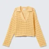 Lockerer, offen gestrickter Pullover – Gelb