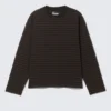 Lockeres, kastenförmiges Langarmshirt – gestreift, dunkelbraun Lockeres, kastenförmiges Langarmshirt – gestreift, dunkelbraun