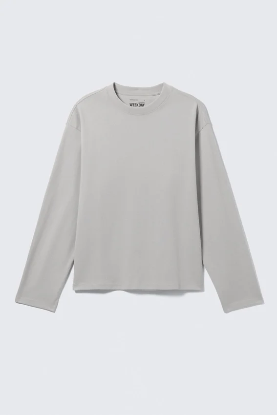 Lockeres, kastenförmiges Langarmshirt – Hellstaubgrau Lockeres, kastenförmiges Langarmshirt – Hellstaubgrau