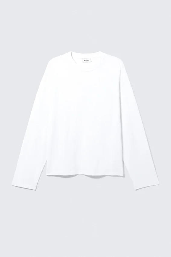 Lockeres, kastenförmiges Langarmshirt – Weiß Lockeres, kastenförmiges Langarmshirt – Weiß