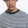 Lockeres, kastenförmiges Langarmshirt – Weiß- und Marineblau-Streifen Lockeres, kastenförmiges Langarmshirt – Weiß- und Marineblau-Streifen