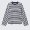 Lockeres, kastenförmiges Langarmshirt – Weiß- und Marineblau-Streifen Lockeres, kastenförmiges Langarmshirt – Weiß- und Marineblau-Streifen