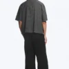 Lockeres Resort-Hemd mit kurzen Shorts – grau kariert Lockeres Resort-Hemd mit kurzen Shorts – grau kariert
