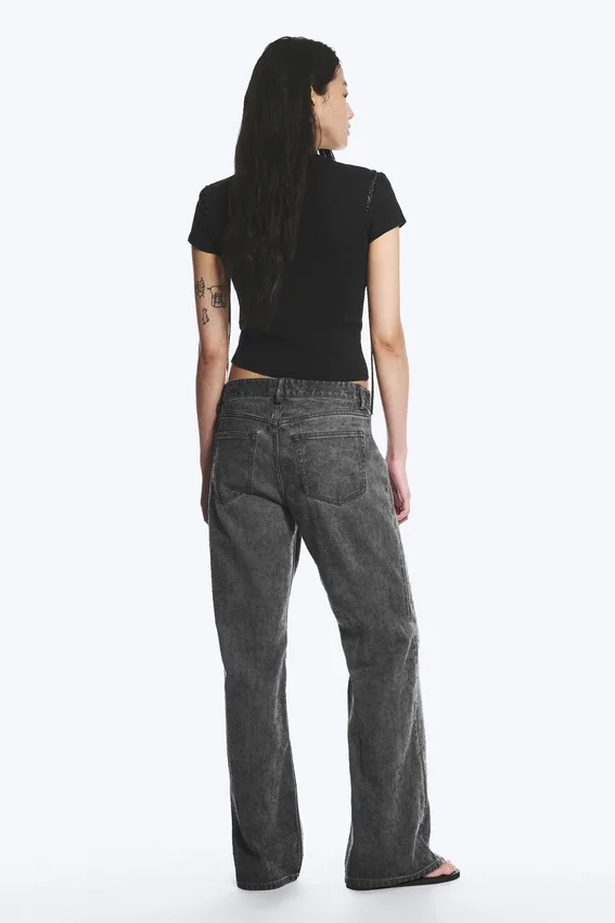 Lose Bootcut-Hose mit niedriger Leibhöhe – Dunkelgrau Lose Bootcut-Hose mit niedriger Leibhöhe – Dunkelgrau