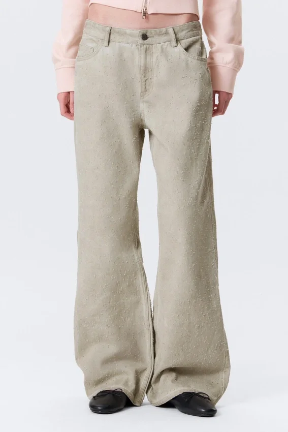 Lose Bootcut-Hose mit niedriger Leibhöhe – Light Mole Lose Bootcut-Hose mit niedriger Leibhöhe – Light Mole