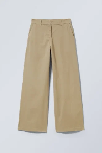 Lose Chino-Hose mit niedriger Leibhöhe – Staubbeige