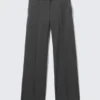 Low-Rise-Hose aus Anzugstoff in gerader Passform – Dunkelgrau meliert Low-Rise-Hose aus Anzugstoff in gerader Passform – Dunkelgrau meliert