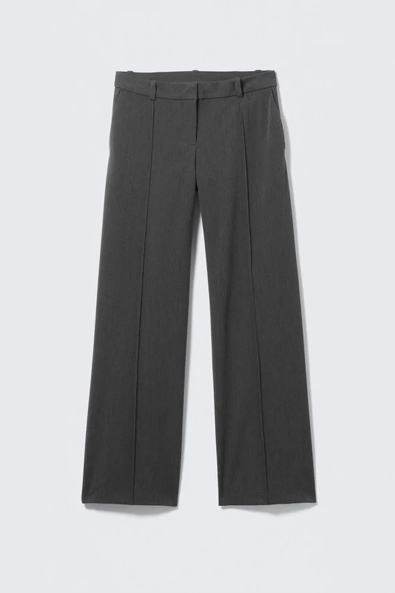 Low-Rise-Hose aus Anzugstoff in gerader Passform – Dunkelgrau meliert Low-Rise-Hose aus Anzugstoff in gerader Passform – Dunkelgrau meliert