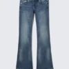 Low-Rise-Jeans mit normaler Passform und Bootcut – Medusa Blue – Dunkelblau Low-Rise-Jeans mit normaler Passform und Bootcut – Medusa Blue – Dunkelblau