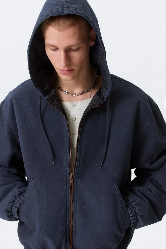 Lässige Bomberjacke mit Kapuze – gewaschenes Marineblau Lässige Bomberjacke mit Kapuze – gewaschenes Marineblau