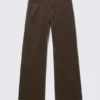 Lässige Cord-Hose mit niedriger Leibhöhe – Braun Lässige Cord-Hose mit niedriger Leibhöhe – Braun