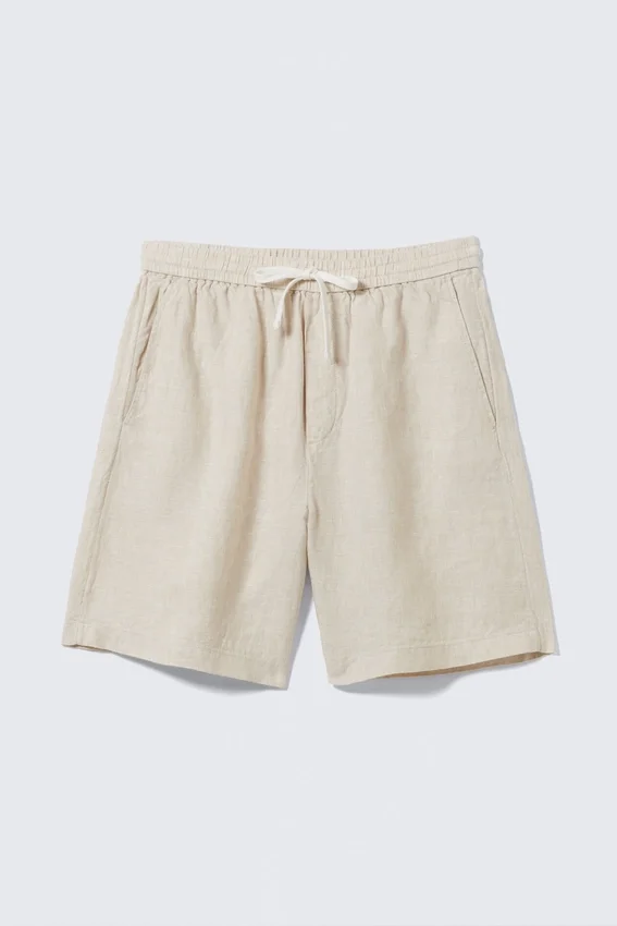 Lässige Leinen-Shorts mit Kordelzug – Ecru Lässige Leinen-Shorts mit Kordelzug – Ecru