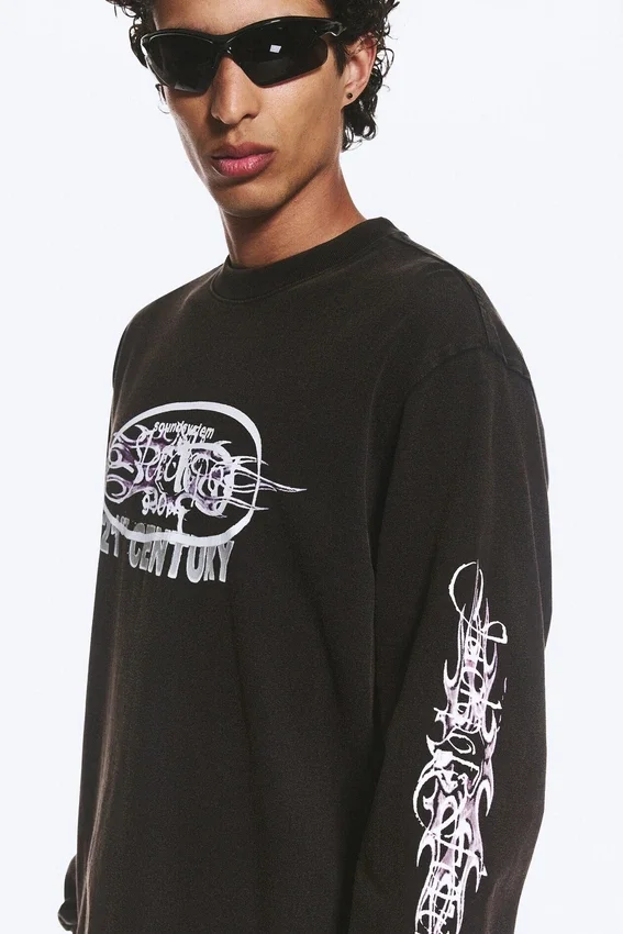 Lässiges Langarmshirt mit Print – Schwarz Lässiges Langarmshirt mit Print – Schwarz