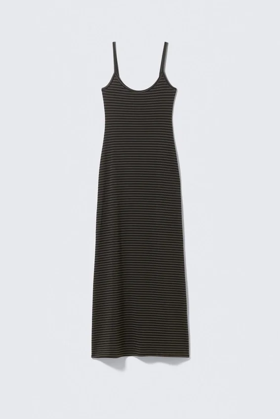 Maxikleid mit glattem Träger – dunkle Maulwurfspunkte & schwarze Streifen Maxikleid mit glattem Träger – dunkle Maulwurfspunkte & schwarze Streifen
