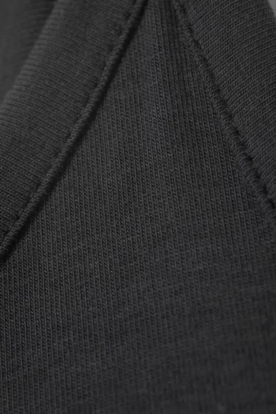 Maxikleid mit glatten Trägern – Off-Black Maxikleid mit glatten Trägern – Off-Black