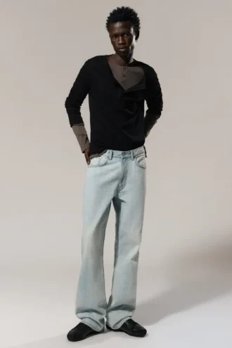 Mercury Mid Rise Relaxed Bootcut Jeans – Ghost Blue – Hellblau Mercury Mid Rise Relaxed Bootcut Jeans – Ghost Blue – Hellblau