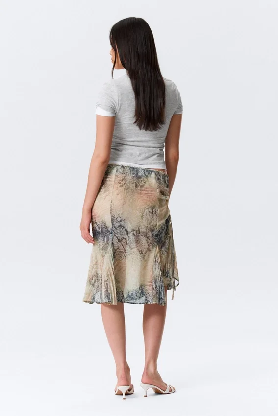 Midi-Rock mit niedriger Leibhöhe im Meerjungfrauen-Stil – Beige – Schlangenhautmuster Midi-Rock mit niedriger Leibhöhe im Meerjungfrauen-Stil – Beige – Schlangenhautmuster