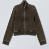 Mini-Jacke aus gewaschenem Samt – gewaschenes Schwarz Mini-Jacke aus gewaschenem Samt – gewaschenes Schwarz