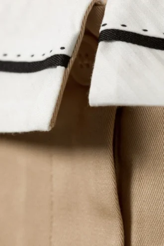 Minirock mit Falten und umgeschlagenem Bund – Beige