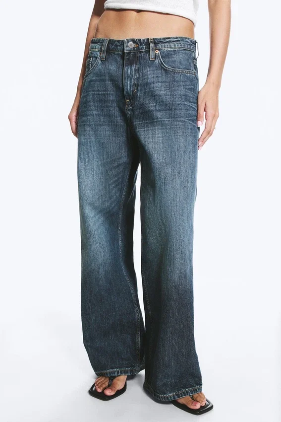Missy Low Rise Loose Straight Jeans – Blue Hymn – Mittelblau Missy Low Rise Loose Straight Jeans – Blue Hymn – Mittelblau