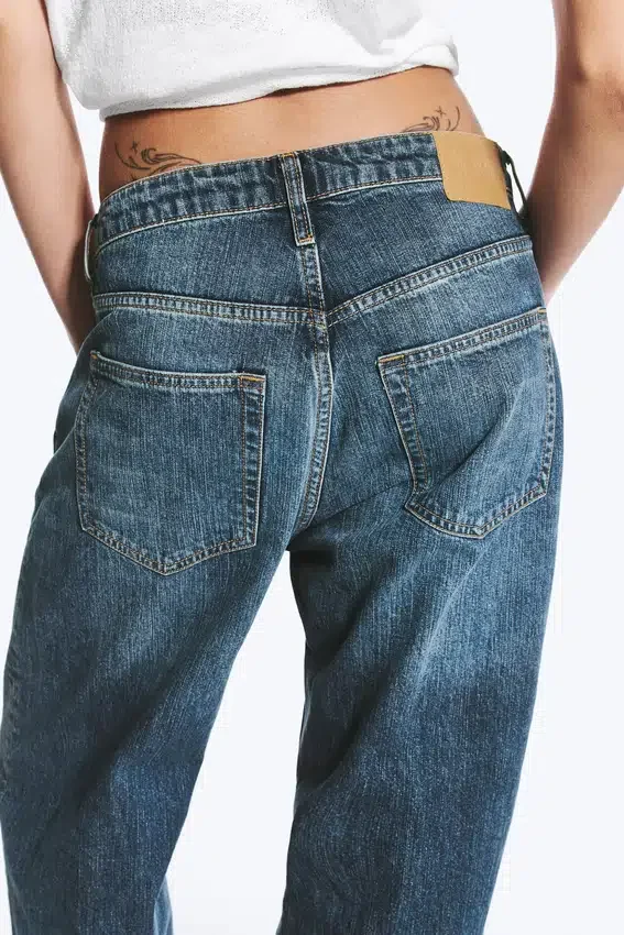 Missy Low Rise Loose Straight Jeans – Blue Hymn – Mittelblau Missy Low Rise Loose Straight Jeans – Blue Hymn – Mittelblau