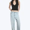 Missy Low Rise Loose Straight Jeans – Ghost Blue – Hellblau Missy Low Rise Loose Straight Jeans – Ghost Blue – Hellblau