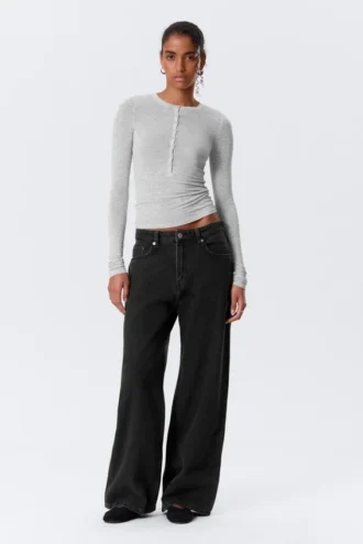Missy Low Rise Loose Straight Jeans – Tuned Black – Schwarz Missy Low Rise Loose Straight Jeans – Tuned Black – Schwarz