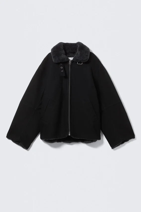 Mit Fell gefütterte Canvas-Jacke – Schwarz Mit Fell gefütterte Canvas-Jacke – Schwarz