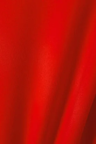 Modal-T-Shirt mit abgerundetem Saum – Rot