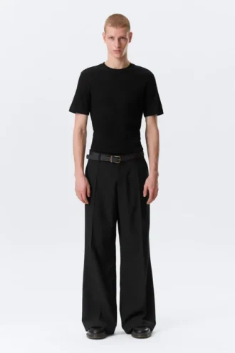 Moe-Hose Relaxed Fit mit niedriger Taille – Schwarz