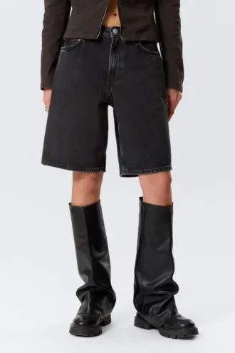 Monterey Low Rise Denim Shorts – Tuned Black