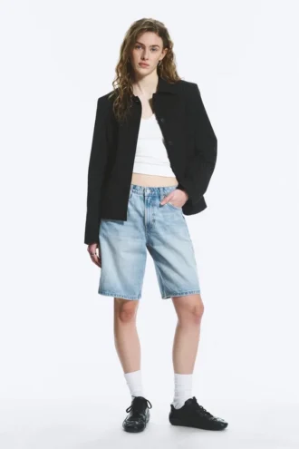 Monterey Low-Rise-Jeansshorts – Kimberley Blue – Hellblau