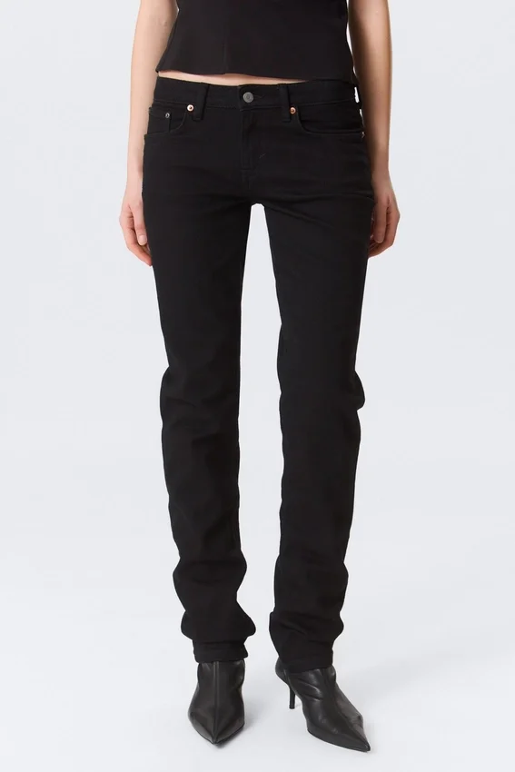 Neptune Low-Rise-Jeans mit schmalem, geradem Bein – Black Rinse – Schwarz Neptune Low-Rise-Jeans mit schmalem, geradem Bein – Black Rinse – Schwarz