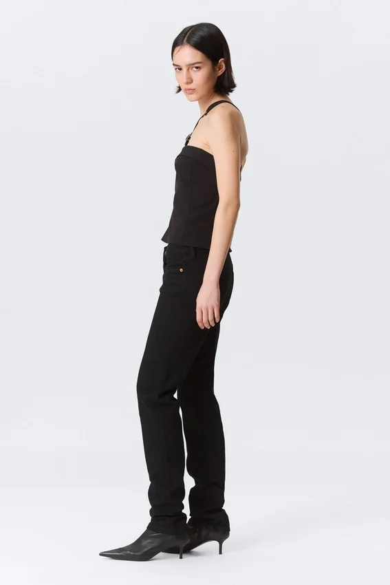Neptune Low-Rise-Jeans mit schmalem, geradem Bein – Black Rinse – Schwarz Neptune Low-Rise-Jeans mit schmalem, geradem Bein – Black Rinse – Schwarz
