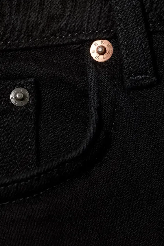 Neptune Low-Rise-Jeans mit schmalem, geradem Bein – Black Rinse – Schwarz Neptune Low-Rise-Jeans mit schmalem, geradem Bein – Black Rinse – Schwarz