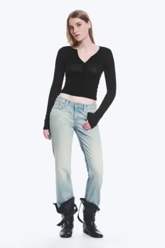 Neptune Low-Rise-Jeans mit schmalem, geradem Bein – Broken Blue – Hellblau Neptune Low-Rise-Jeans mit schmalem, geradem Bein – Broken Blue – Hellblau