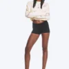 Niedrige Hotpants – Schwarz Niedrige Hotpants – Schwarz