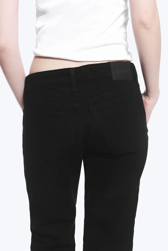 Nova Low-Rise-Slim-Bootcut-Jeans – Black Rinse – Schwarz Nova Low-Rise-Slim-Bootcut-Jeans – Black Rinse – Schwarz