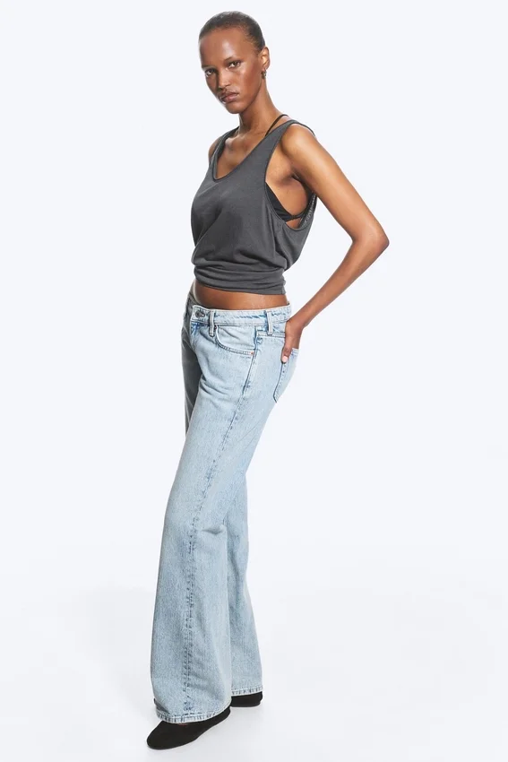 Nova Low Rise Slim Bootcut Jeans – Lip Blue – Hellblau Nova Low Rise Slim Bootcut Jeans – Lip Blue – Hellblau