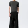 Otis Baggy-Chino aus plissiertem Twill – Schwarz Otis Baggy-Chino aus plissiertem Twill – Schwarz