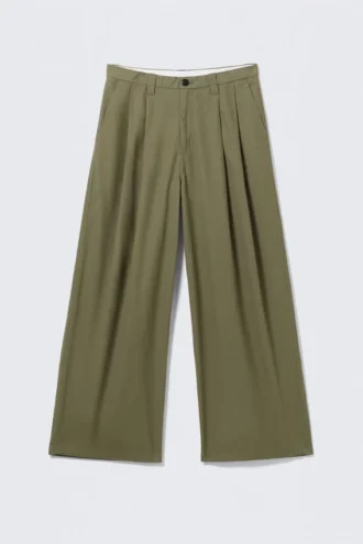 Otis Oversized-Chino aus plissiertem Baumwolltwill – Khaki-Grün