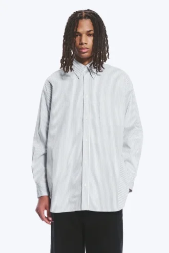 Oversize-Hemd mit Knöpfen und Streifen – Weiß – Blaue Streifen