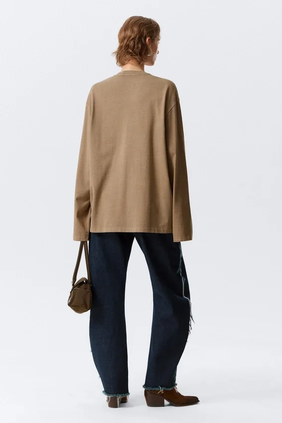 Oversize-Langarmshirt – gewaschenes Dunkelbeige Oversize-Langarmshirt – gewaschenes Dunkelbeige