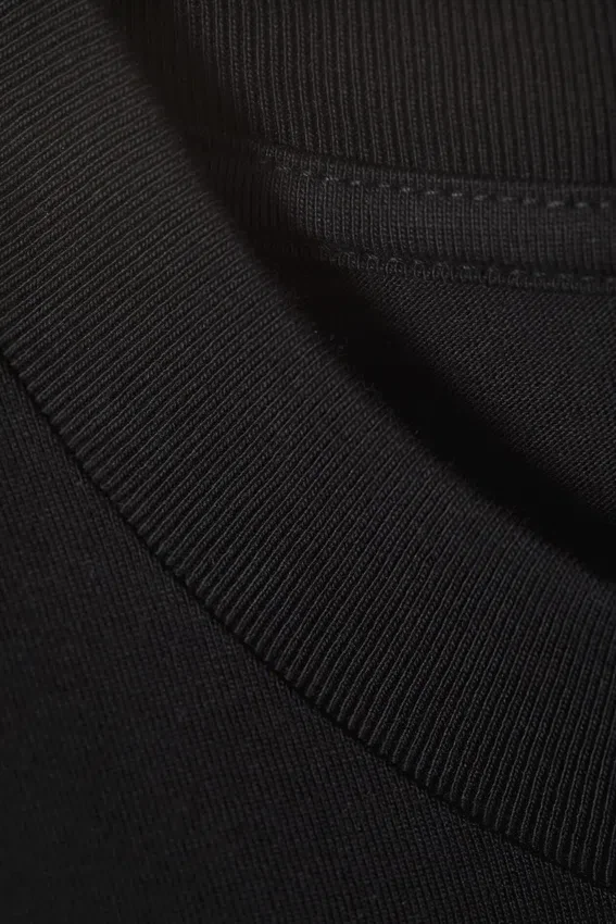 Oversize-T-Shirt – Schwarz Oversize-T-Shirt – Schwarz