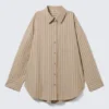 Oversized-Langarm-Hemd – gestreift, beige