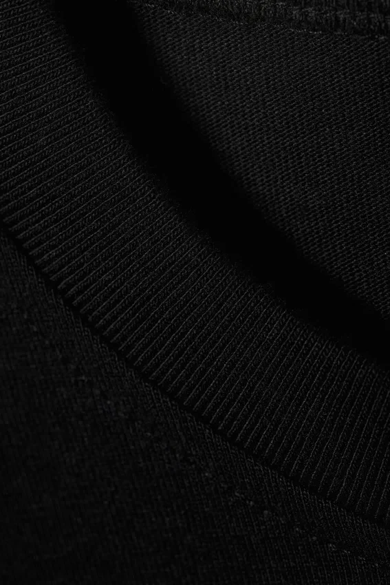 Oversized-Langarmshirt – Schwarz Oversized-Langarmshirt – Schwarz