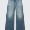 Paz Low-Rise-Jeans ohne Bund mit weitem Bein – Blue Horses – Mittelblau Paz Low-Rise-Jeans ohne Bund mit weitem Bein – Blue Horses – Mittelblau