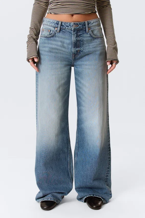 Paz Mid Rise Wide Jeans – Blue Horses – Mittelblau Paz Mid Rise Wide Jeans – Blue Horses – Mittelblau