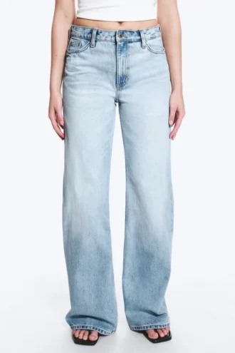 Paz Mid Rise Wide Jeans – Trot Blue – Hellblau Paz Mid Rise Wide Jeans – Trot Blue – Hellblau